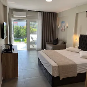 2* Aparthotel Astra Luxury